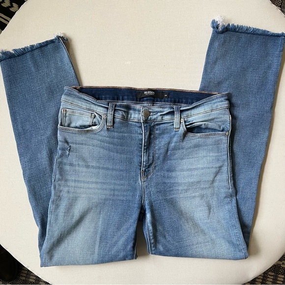 Hudson Nico Cigarette Size 28 Mid Rise Straight Ankle Jean Raw Hem Medium Wash - Picture 3 of 13